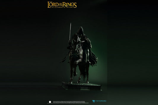 Lord of the Rings: Nazgûl (Ringwraith) Deluxe Figure